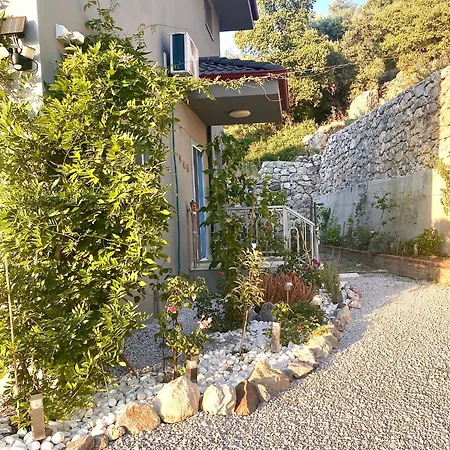 Luna Villa *